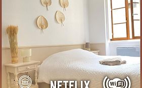 Logement Cosy à Périgueux avec 2 Chambres, Wifi fibre